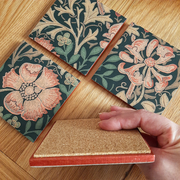 WILLIAM MORRIS COASTER SET in Compton, elevate your coffee table