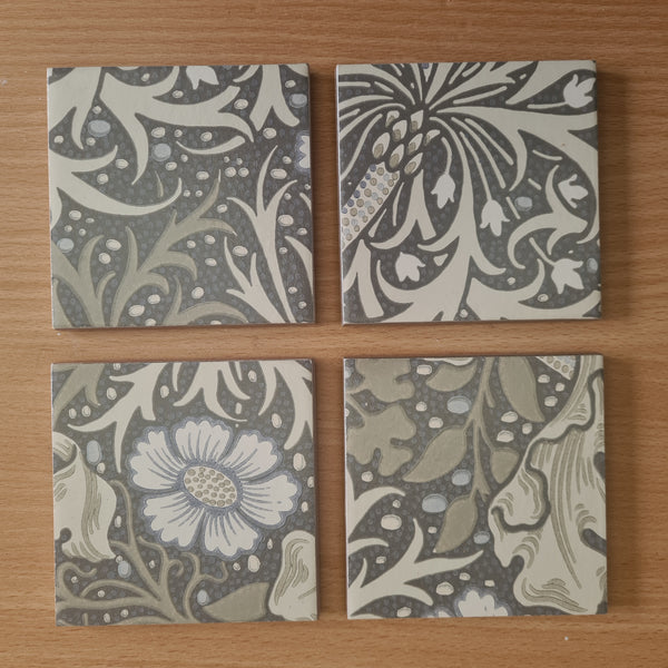 WILLIAM MORRIS COASTER SET in Seaweed, elevate your coffee table