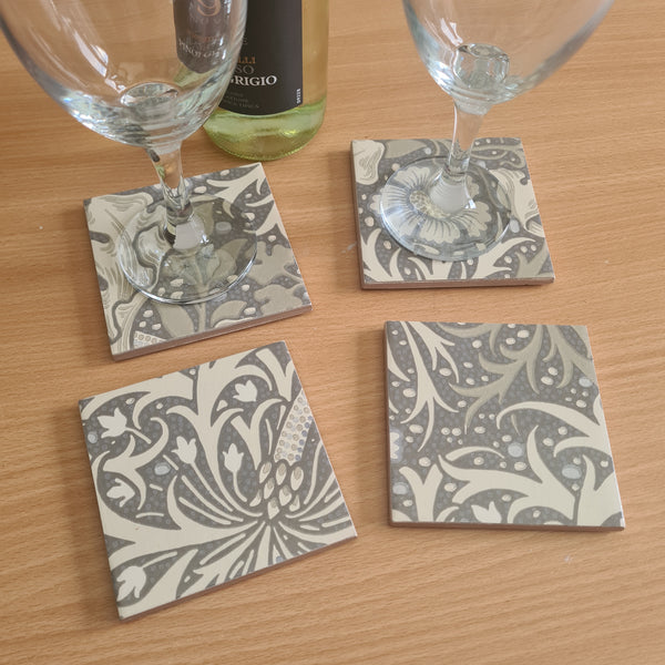 WILLIAM MORRIS COASTER SET in Seaweed, elevate your coffee table
