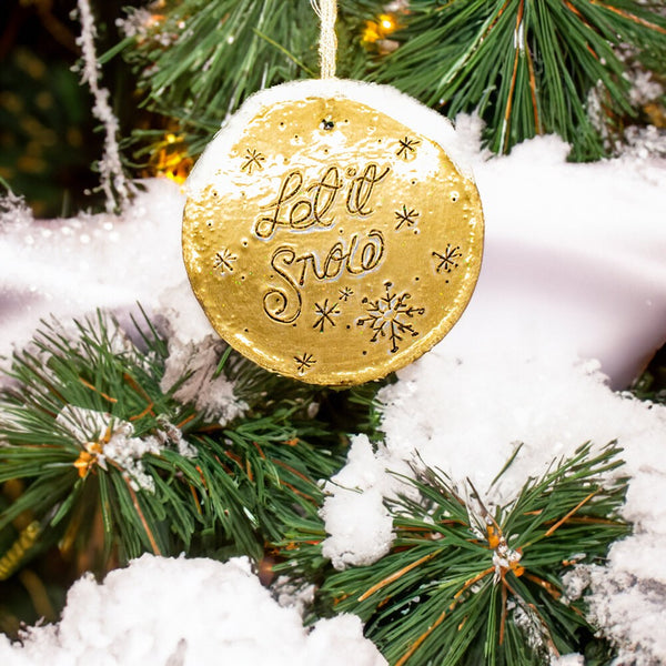Metal Embossing Kit | Gold Christmas Baubles & Gift Tags