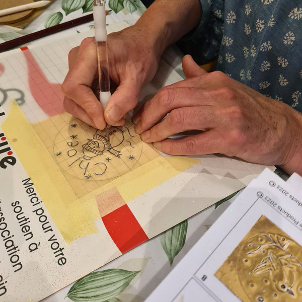Creating a handmade gold Christmas bauble decoration