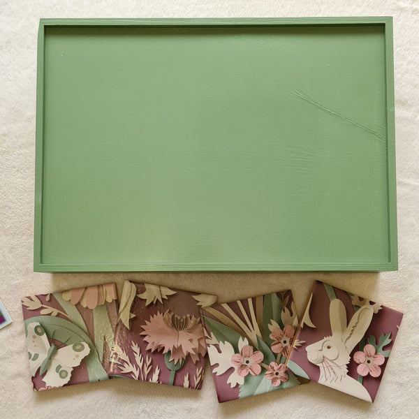 Reverse of woodland serving tray.  Matching ceramic coasters available separately.